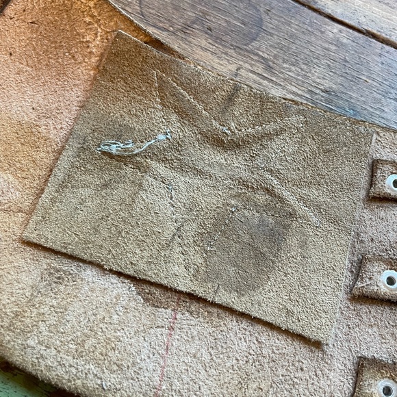 Hand made vintage leather cuff with star design  three buckles - Picture 7 of 10